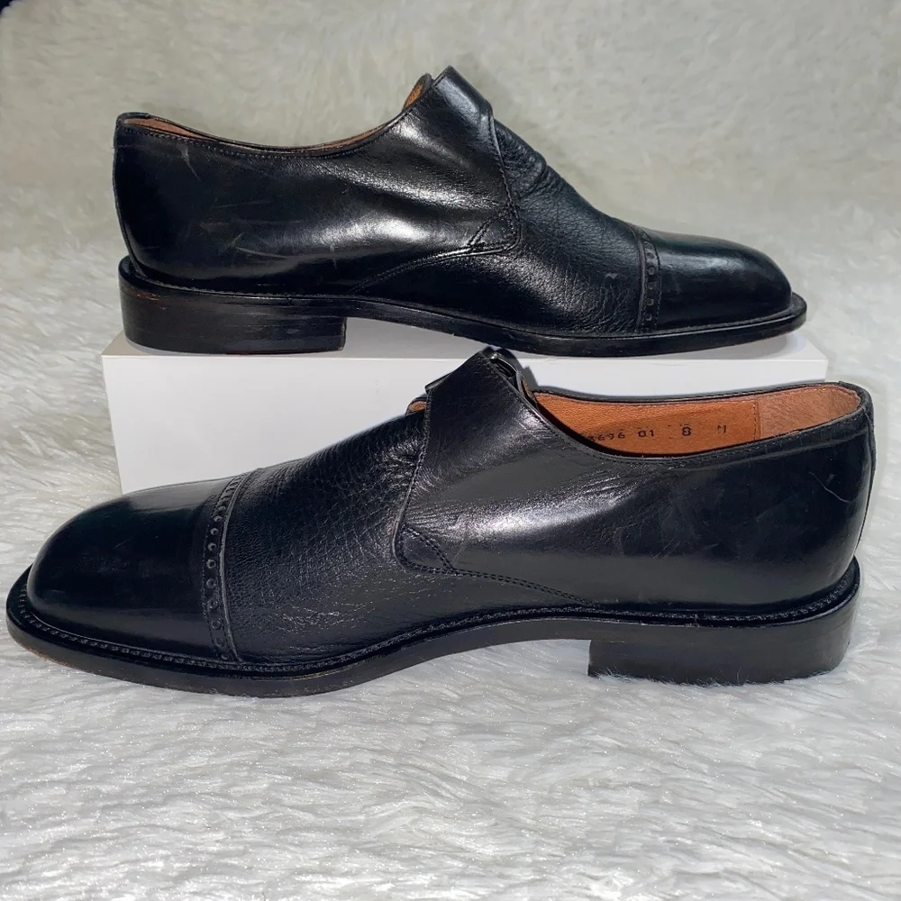 Brass Boot Leather Made in Italy Box toe buckle loafers